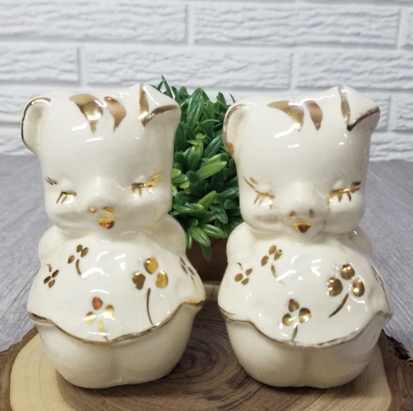 Other - Vintage pig salt and pepper shakers